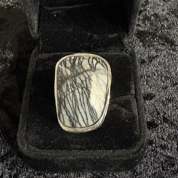 Sterling Silver Black White Agate Abstract Statement Ring - Picture 1 of 3